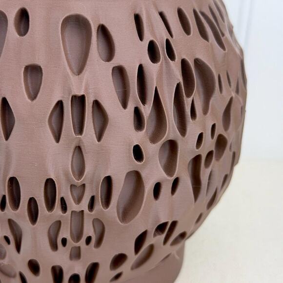 The Spotted Planter, Indoor Flower Pot, Tabletop Planter, Organic Pattern - Picture 4 of 10